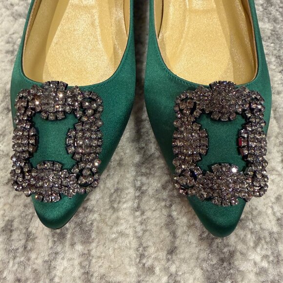 Manolo Blahnik Hangisi Green Satin Flat - Picture 4 of 4